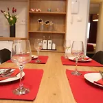 Apartman Delux Brkic شقة